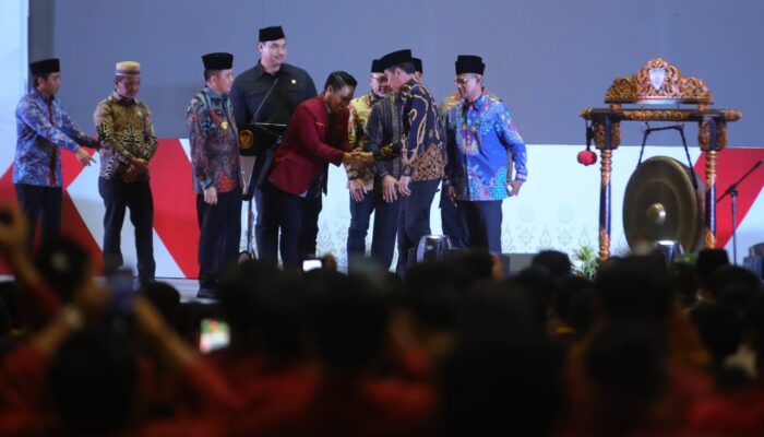 Menpora Dito Dampingi Presiden Joko Widodo Membuka Acara Muktamar XX IMM