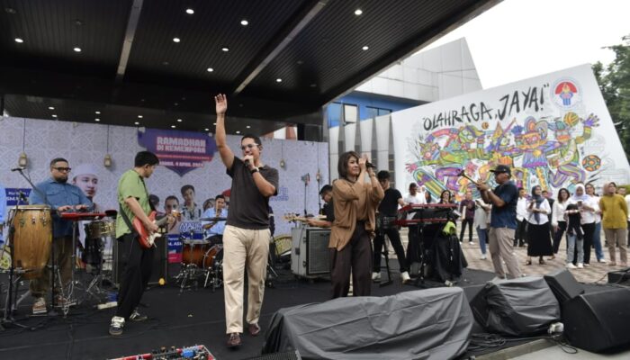 Group Band Maliq n D’Essentials dan Charly van Houtten Senang Ikut Ramaikan Buka Bersama di Kantor Kemenpora