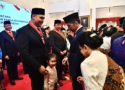 Menpora Dito Ariotedjo Dapat Penghargaan dari Presiden Jokowi: Momen Bersejarah di Istana Negara