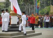 Kemenpora Gelar Upacara HUT ke-79 RI, Sesmenpora Ajak Pemuda Songsong Indonesia Emas 2045