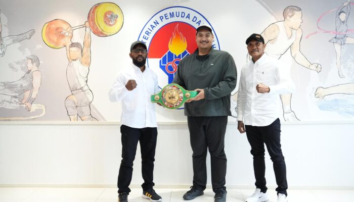 The King of Papua Juara WBC Asia, Geisler AP Dapat Dukungan Langsung dari Menpora