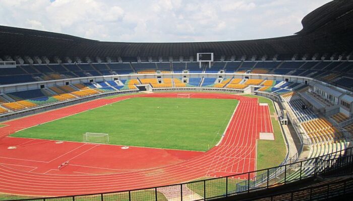 Gubernur Jabar, Usut Perusakan Stadion Saat Perayaan Juara Persib