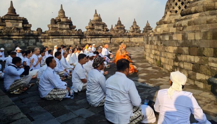 Dharmayatra Kembali Hidup di Borobudur: Wisata Religi Bertabur Makna