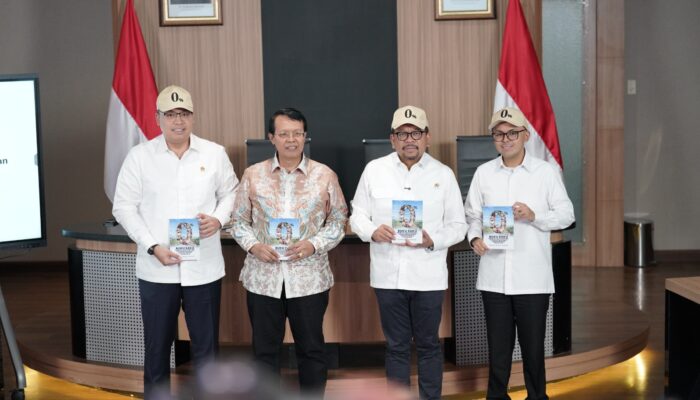 Target Kemiskinan 0 Persen: Pemerintah Luncurkan Buku Saku Panduan Kesejahteraan 2026