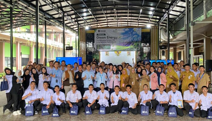 PLN Enjiniring Kenalkan Teknologi Energi Bersih kepada Pelajar Jakarta